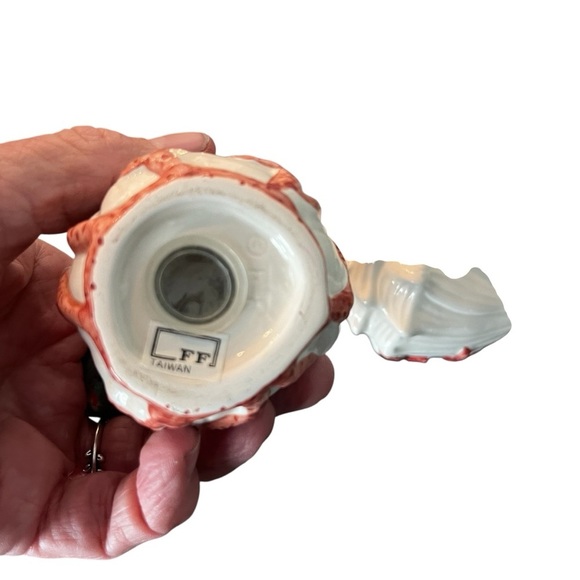 VINTAGE 1989 FITZ & FLOYD SEASHELL & CORAL SALT & PEPPER SHAKERS - JAPAN - EUC - Picture 4 of 7